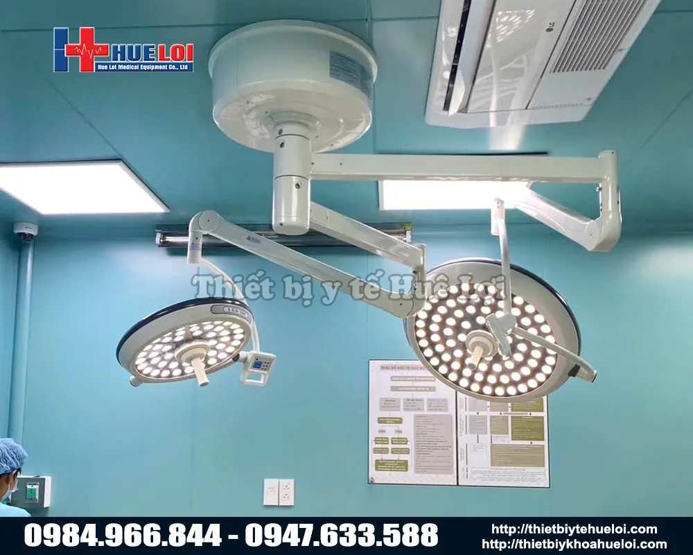 Đèn mổ treo trần 2 nhánh led 700 không hắt bóng