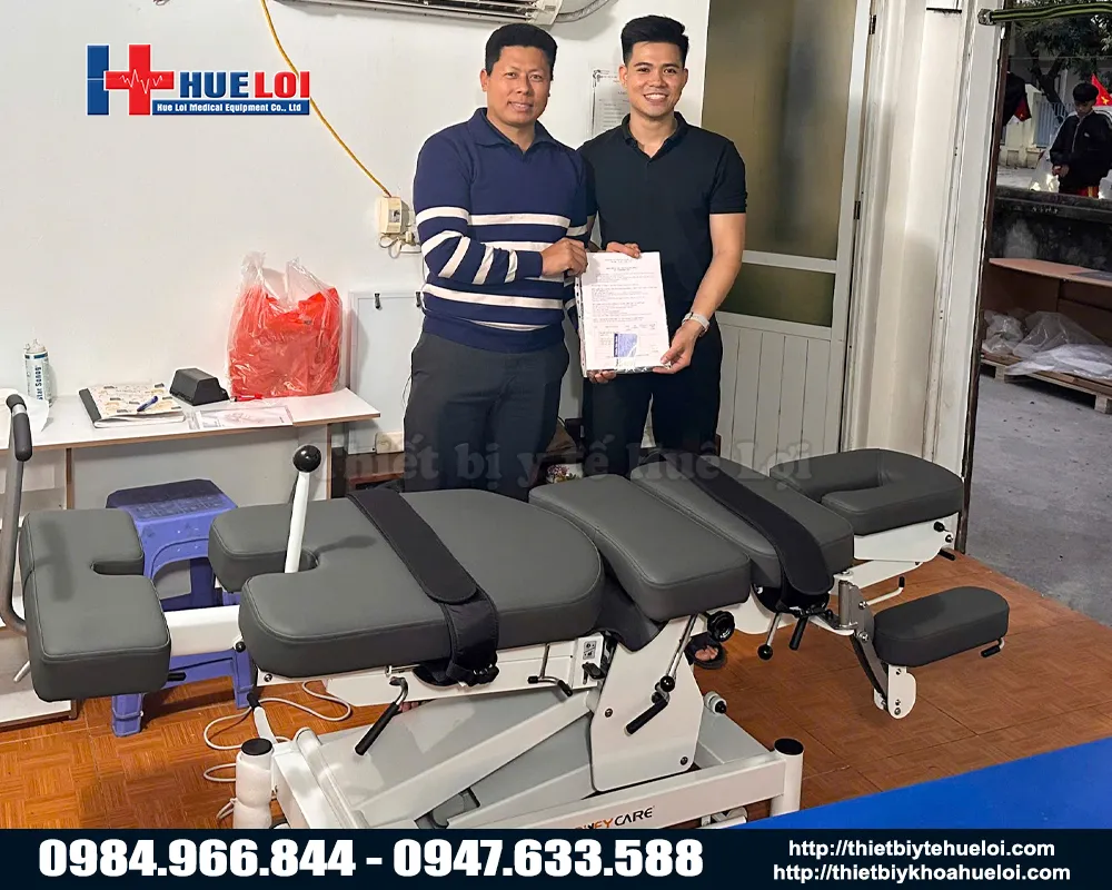 Giường nắn chỉnh cột sống to&agrave;n th&acirc;n Hu&ecirc; Lợi