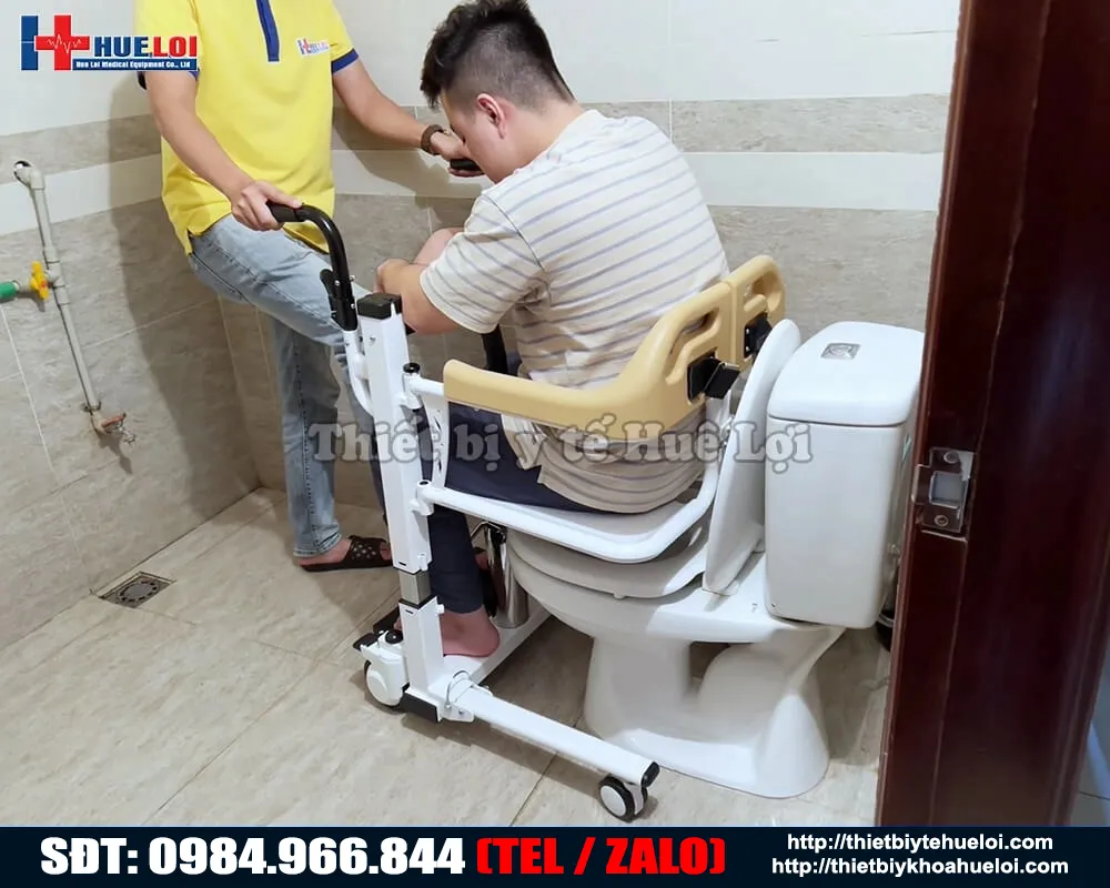 Xe lăn đa năng nâng hạ bệnh nhân tự động