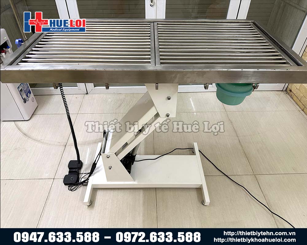 Bàn mổ thú y FT-825E